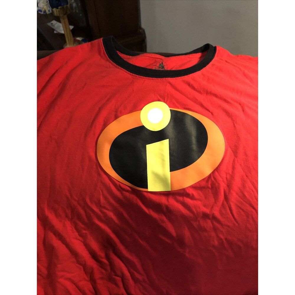 The Incredibles Pixar Disney Movie Red Short Sleeve T Shirt Size X Large
